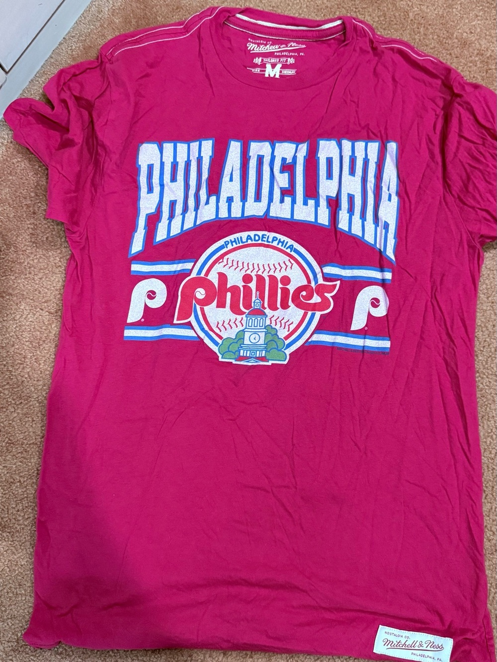Mitchell & Ness Men’s Red Philadelphia Phillies Graphic Tee